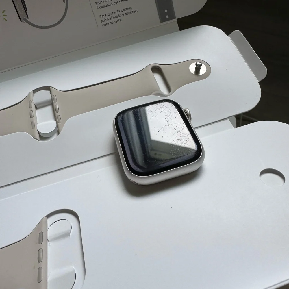 Apple Watch Series 7 45mm Aluminum Case with Sport Band - Starlight GPS EUC! - Picture 2 of 9